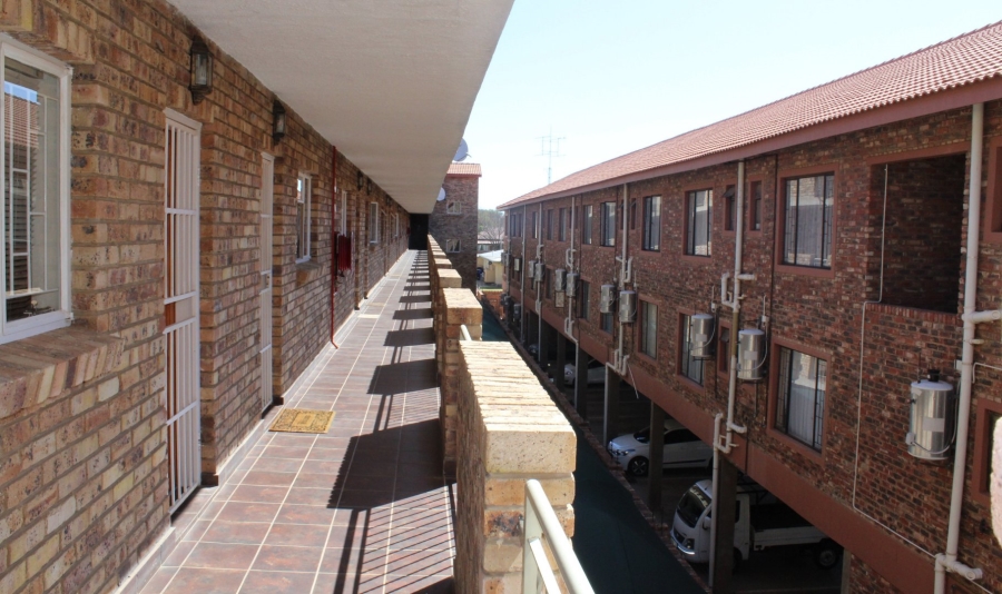 1 Bedroom Property for Sale in Bult South North West